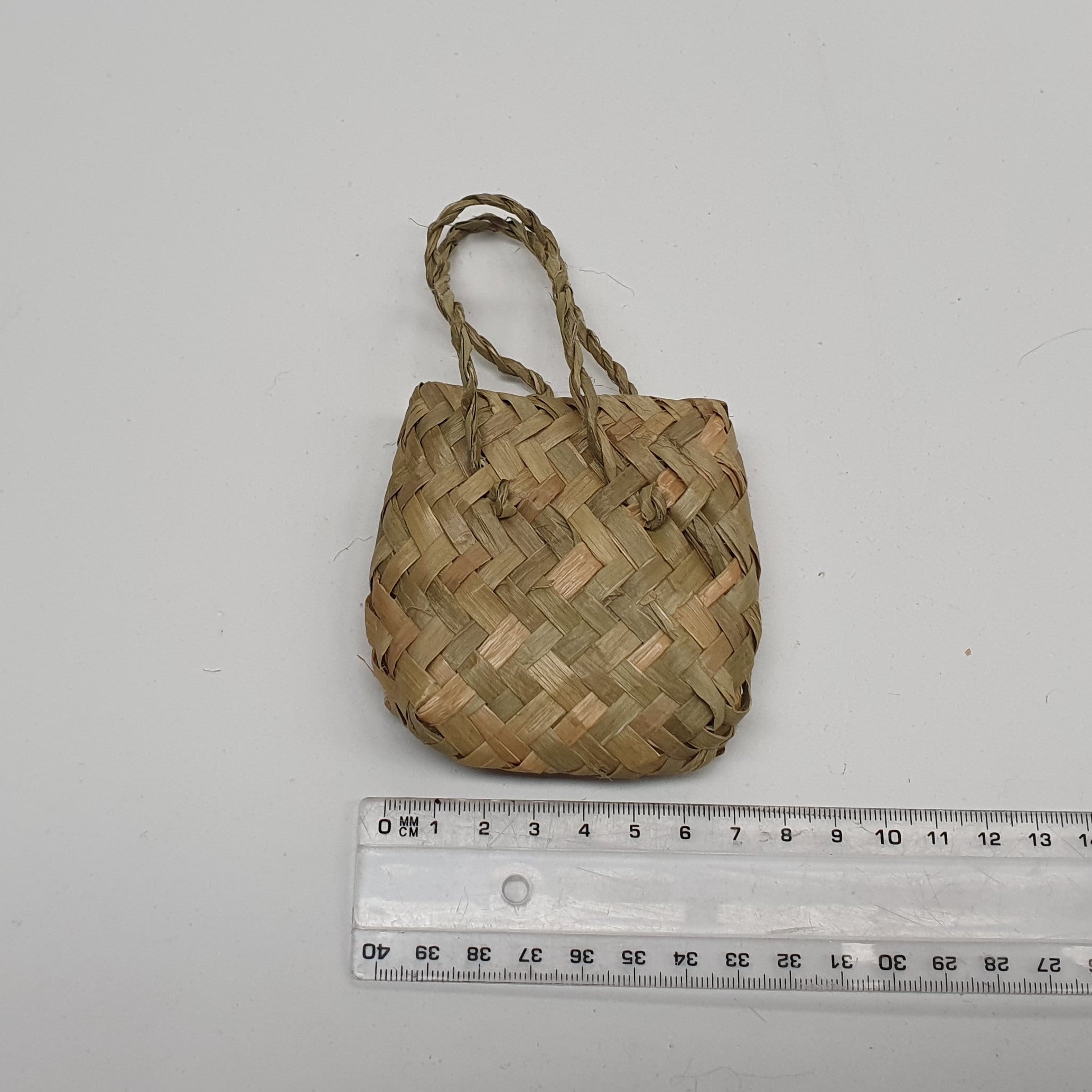 Small Woven Kete - Natural (4 sizes)