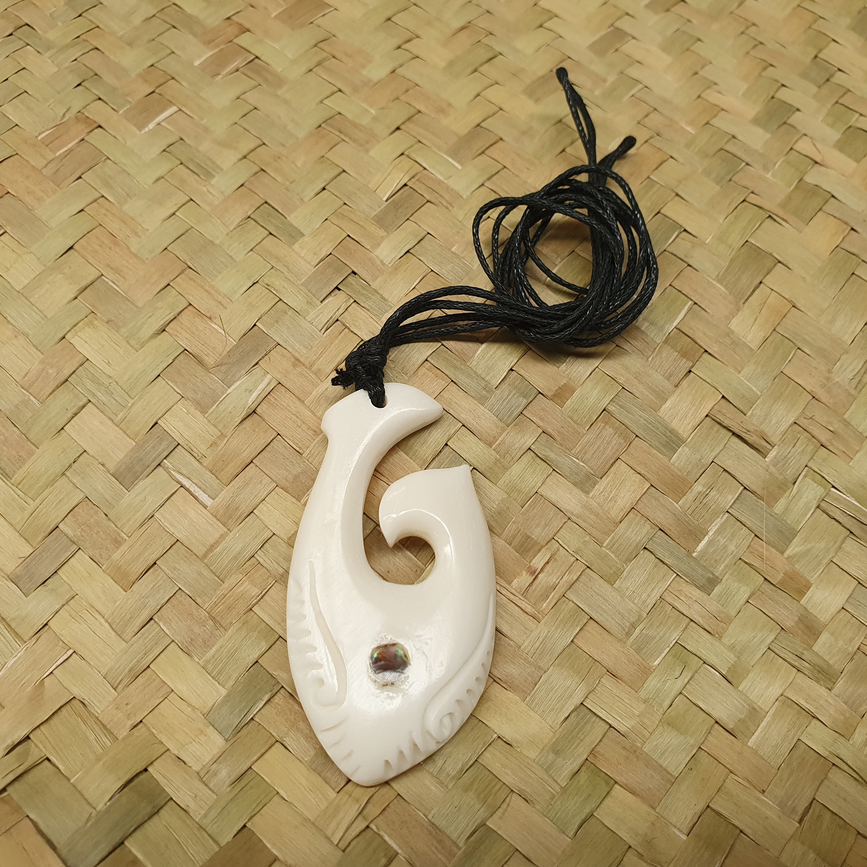 Bone Pendant Large Hei Matau (hook)