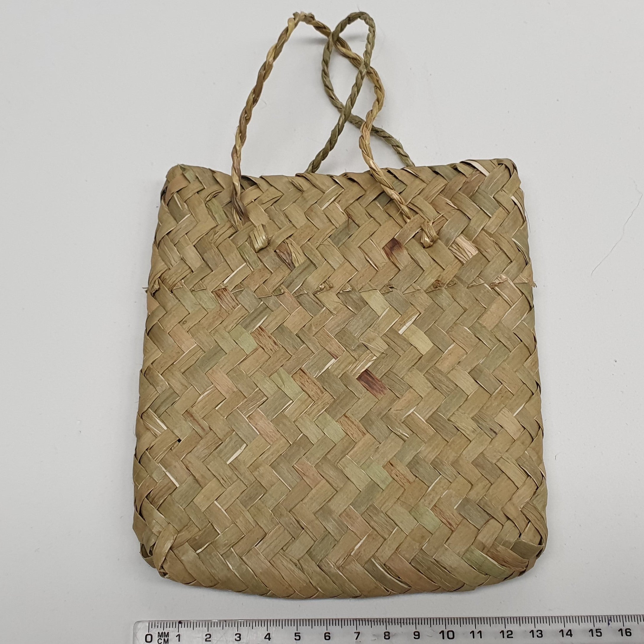 Small Woven Kete - Natural (4 sizes)