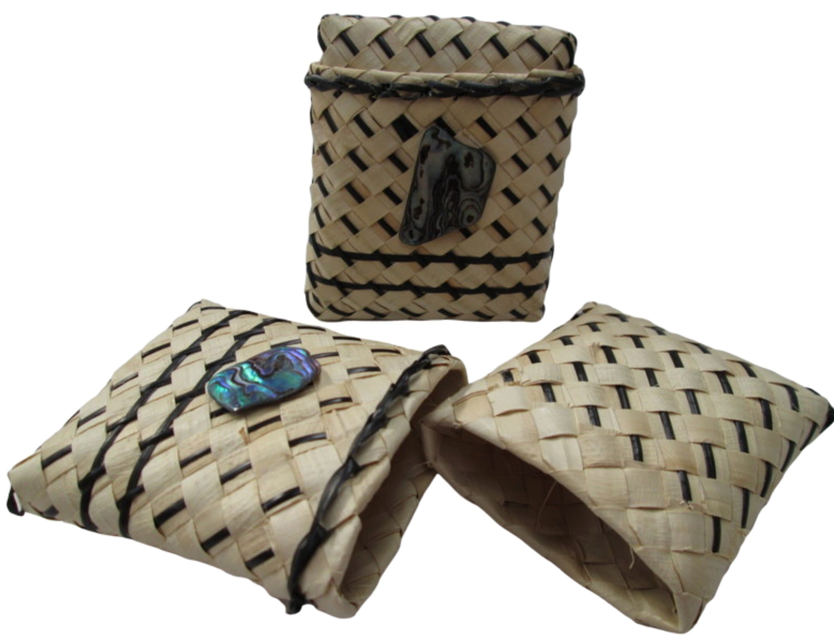 Kete Pouch with Paua