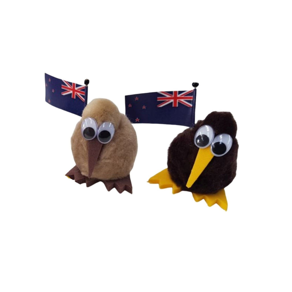 Fluffy magnet kiwi with NZ flag